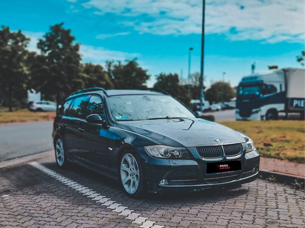 Import BMW 330i Nantes