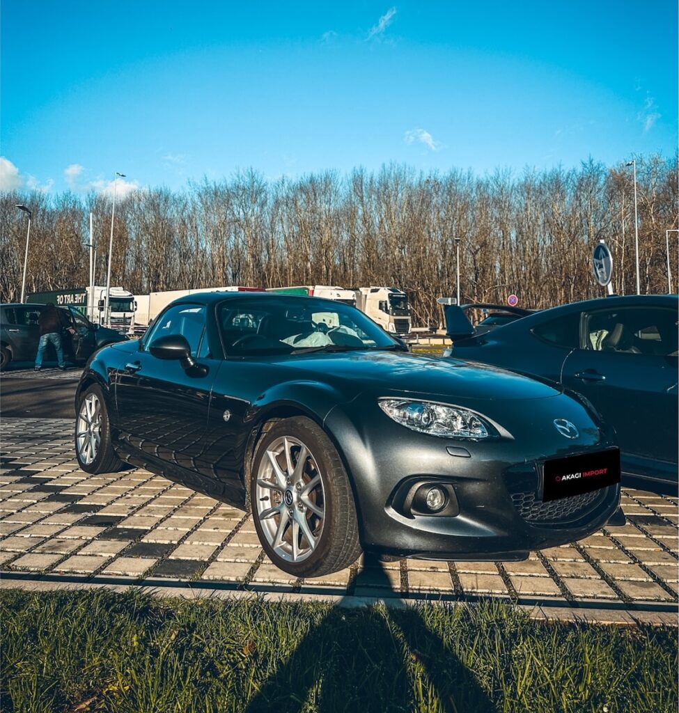 Import Mazda MX-5