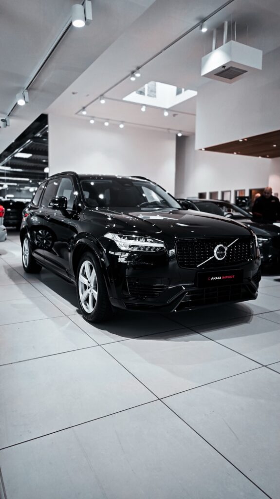 Import Volvo XC90 T8